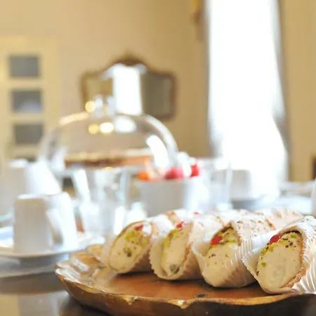 Al Diecisette Bed & Breakfast 2*