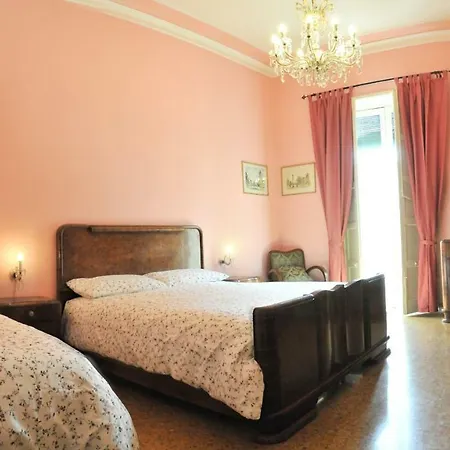 Al Diecisette Bed & Breakfast 2*